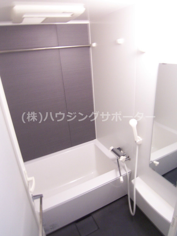 風呂画像：もちろんバストイレ別です