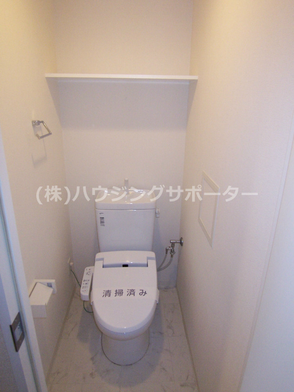 トイレ：うれしい温水洗浄便座です