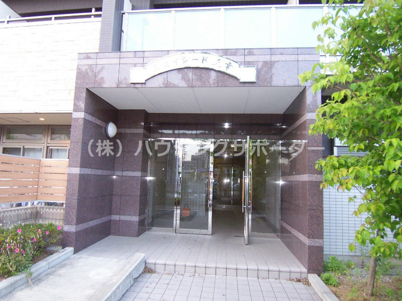 外観画像：エントランス部分です