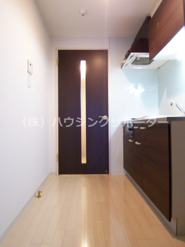 その他：室内からキッチン部分見たところです