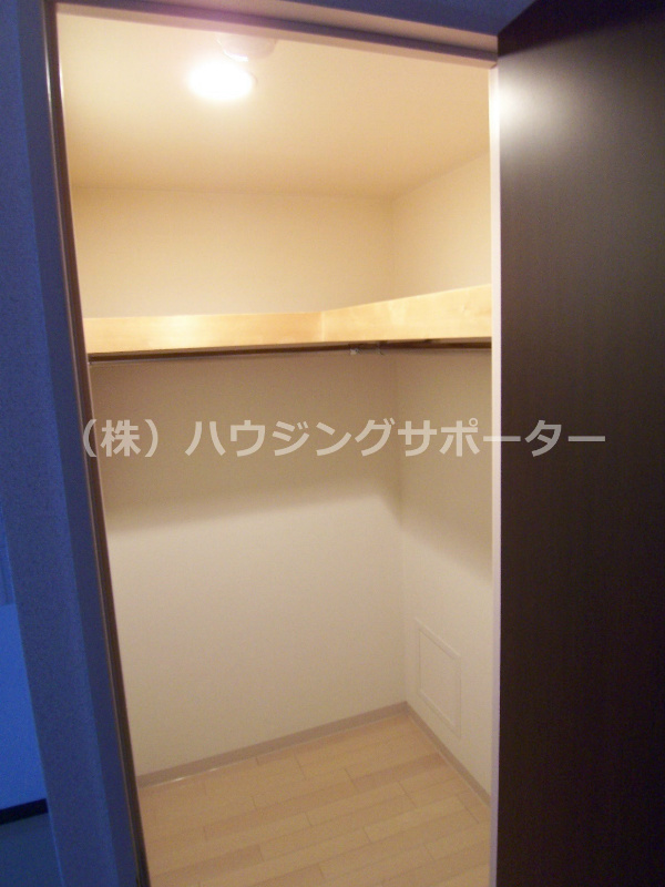 収納：収納はウォークインクローゼットです