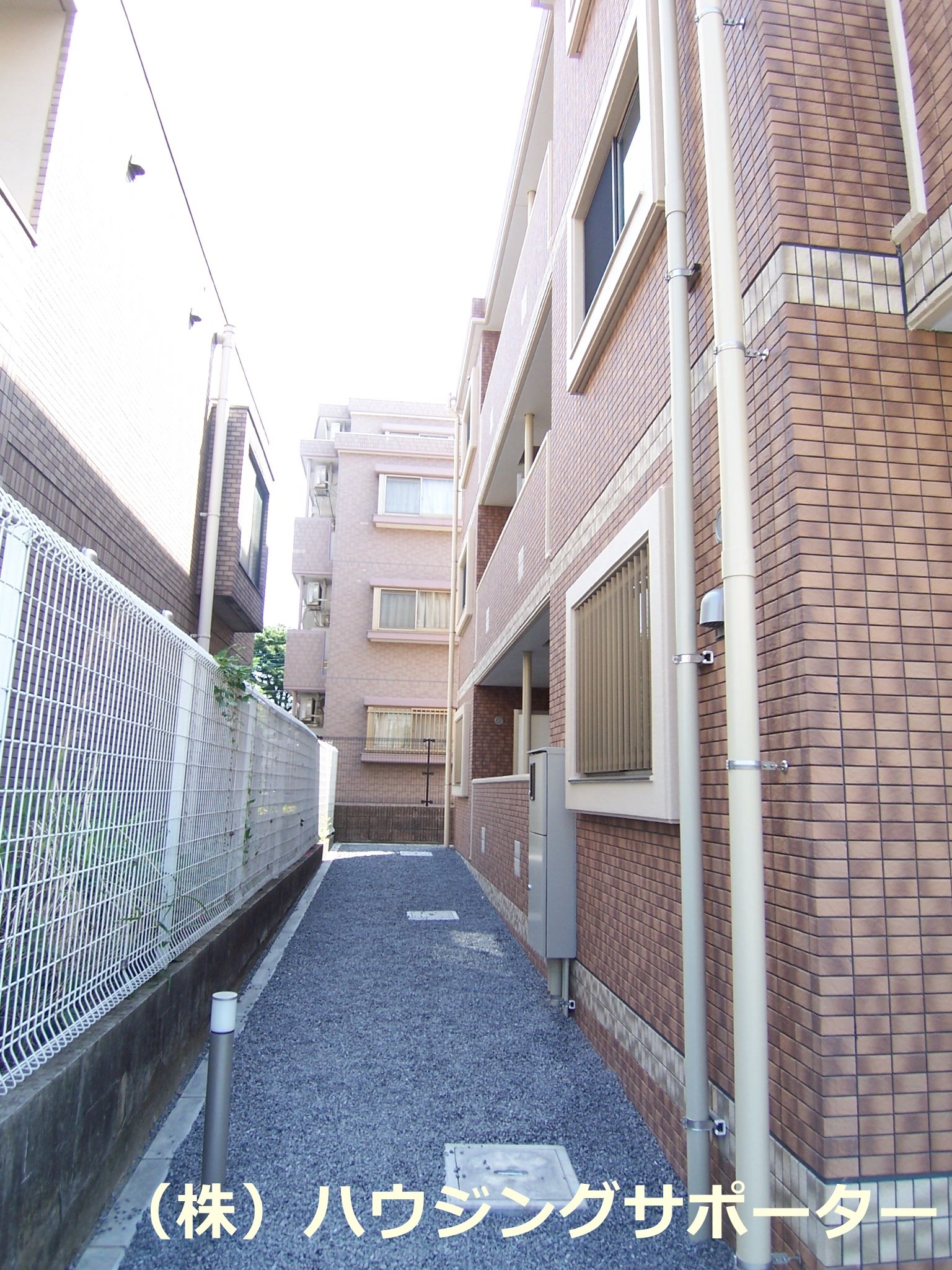 外観画像：バルコニー側（南東側）です。