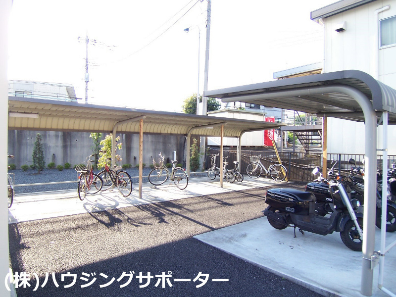 外観画像：駐輪場も広いです