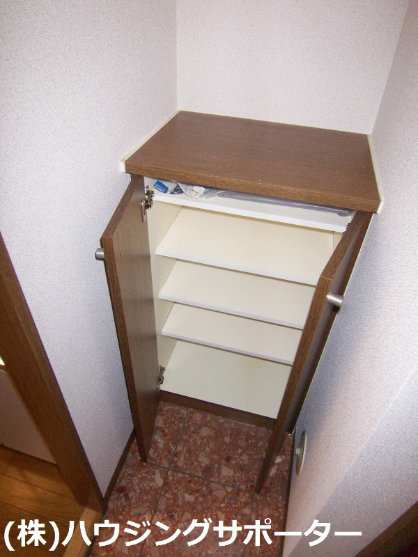 その他設備：シューズＢＯＸ