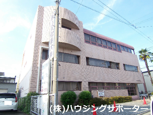 内科：赤上消化器内科医院　569m