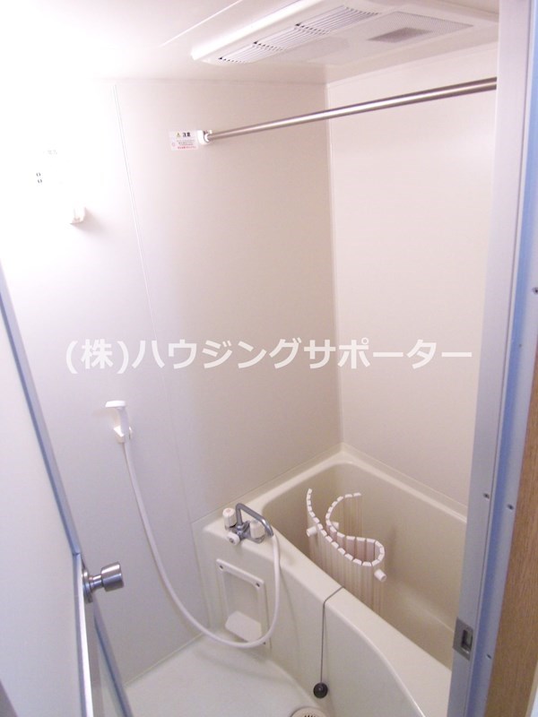 風呂画像：浴室乾燥機機能付きバス