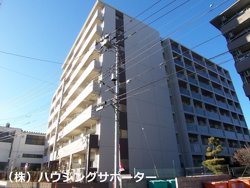外観画像：写真左側が（南向き（7～11号室）右が（東向き1～6号室）です