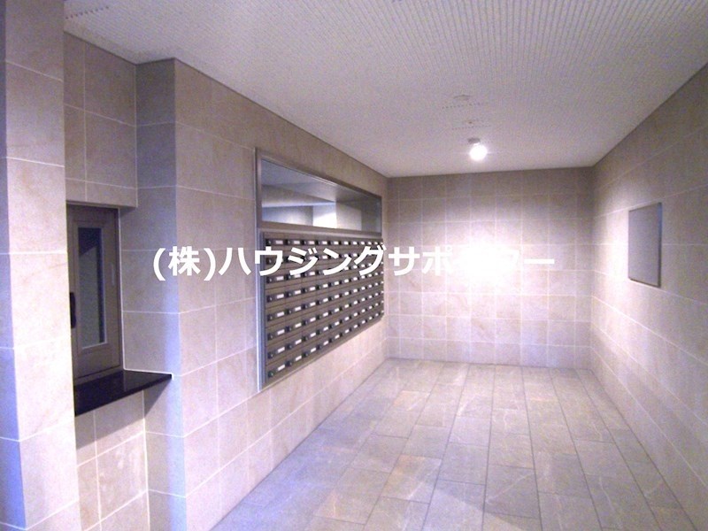 外観画像：エントランス内部です
