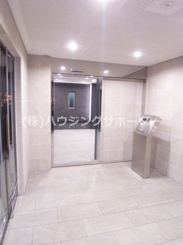 外観画像：オートロックです