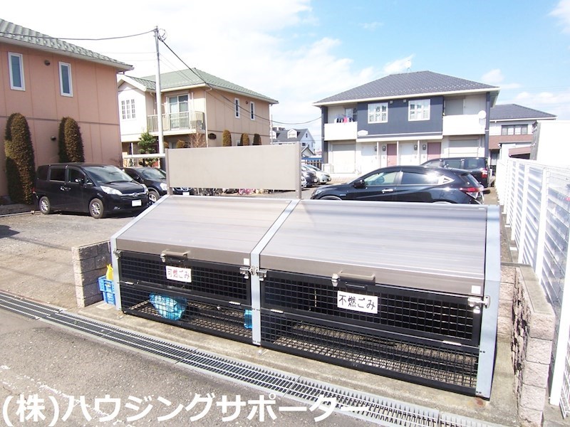 外観画像：敷地内ゴミ捨て場です