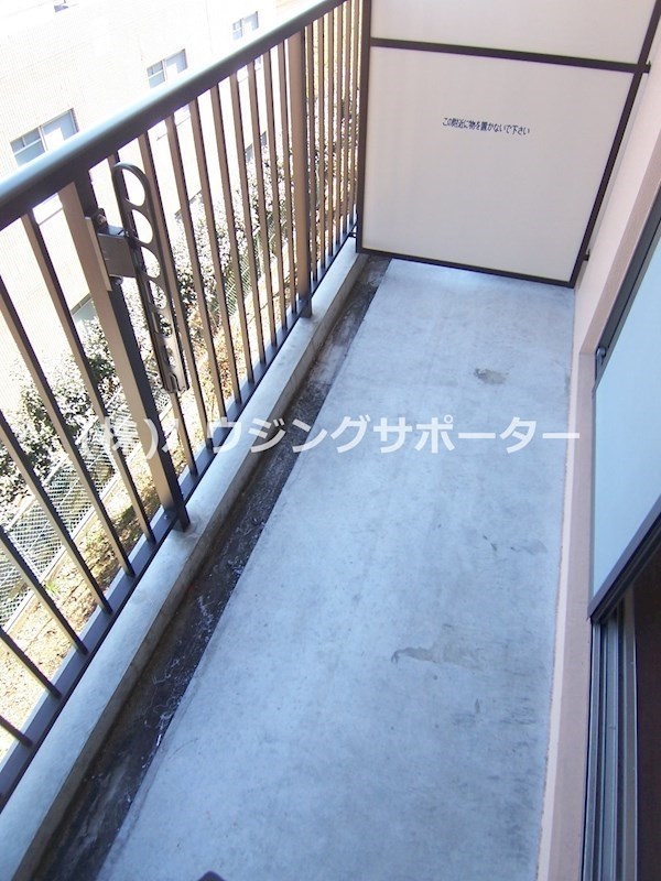 ベランダ：ベランダは広めです