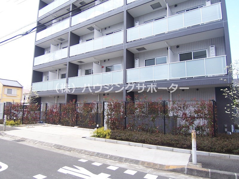 外観画像：駐車場は非常に少ないです