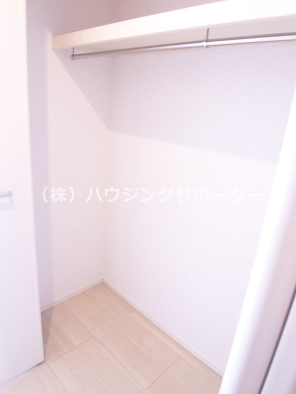 収納：洋室部分の収納です。