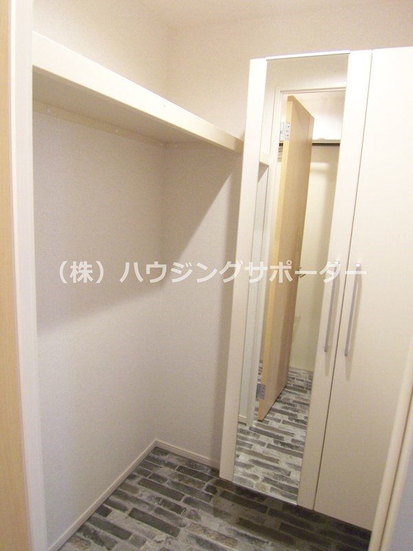 収納：２階以上の１号室はシューズインクロークあります！