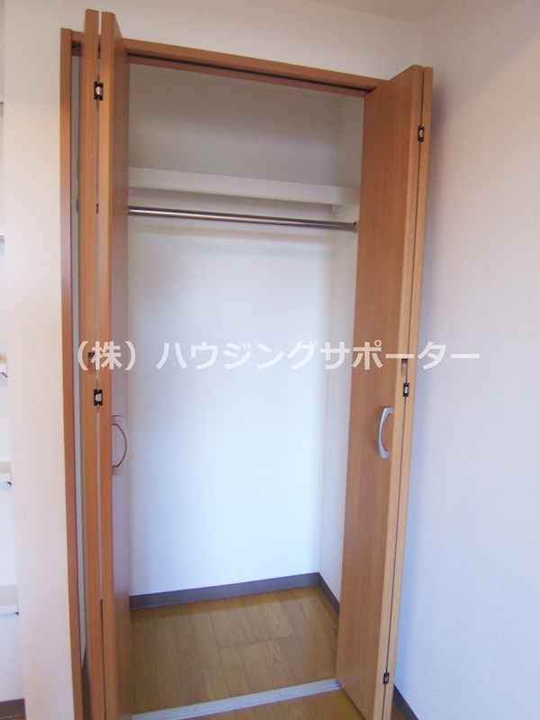 収納：収納はクローゼットタイプです