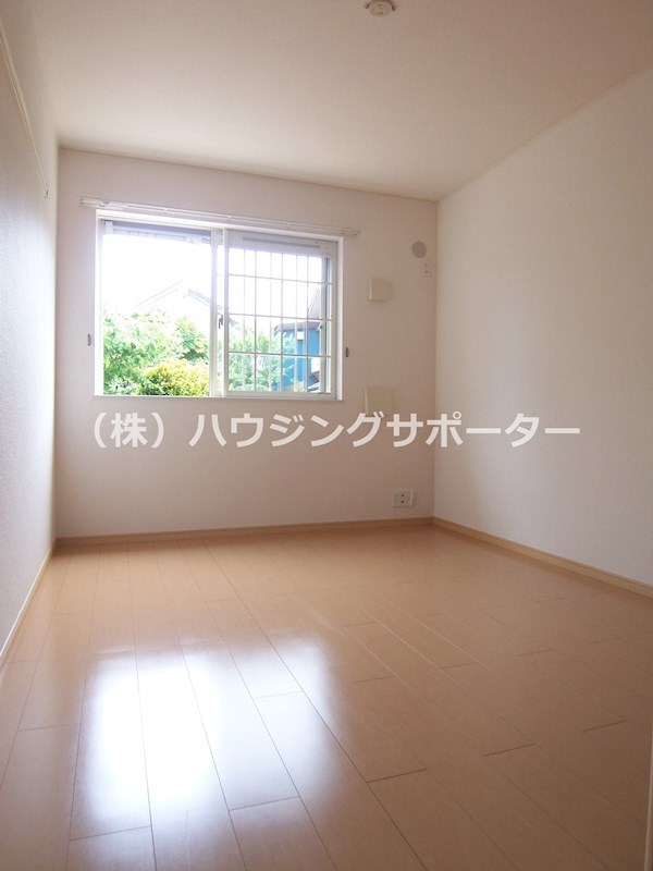 ベッドルーム：寝室の６帖です！