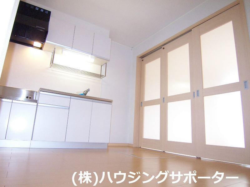 キッチン：ＤＫ閉め切るとこのような感じです