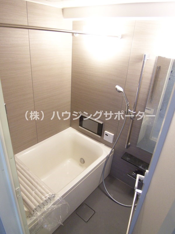 風呂画像：テレビとミストサウナは珍しいですね！