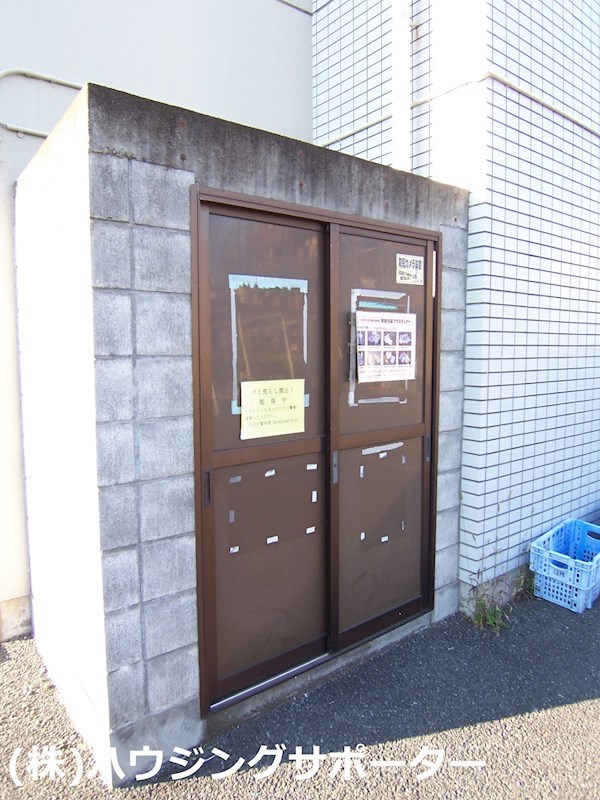 外観画像：敷地内ゴミ捨て場です