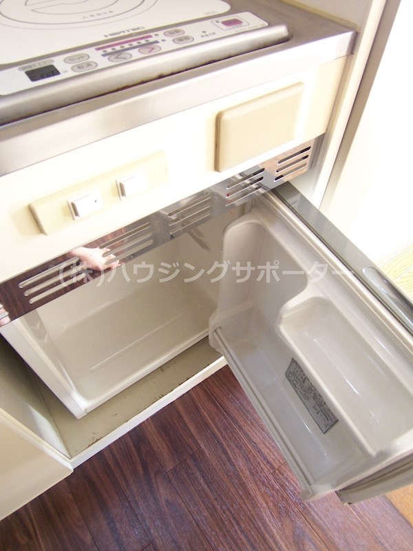 その他設備：ミニ冷蔵庫備わっています