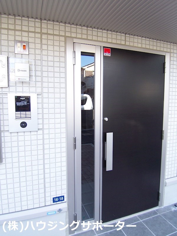 外観画像：オートロックです