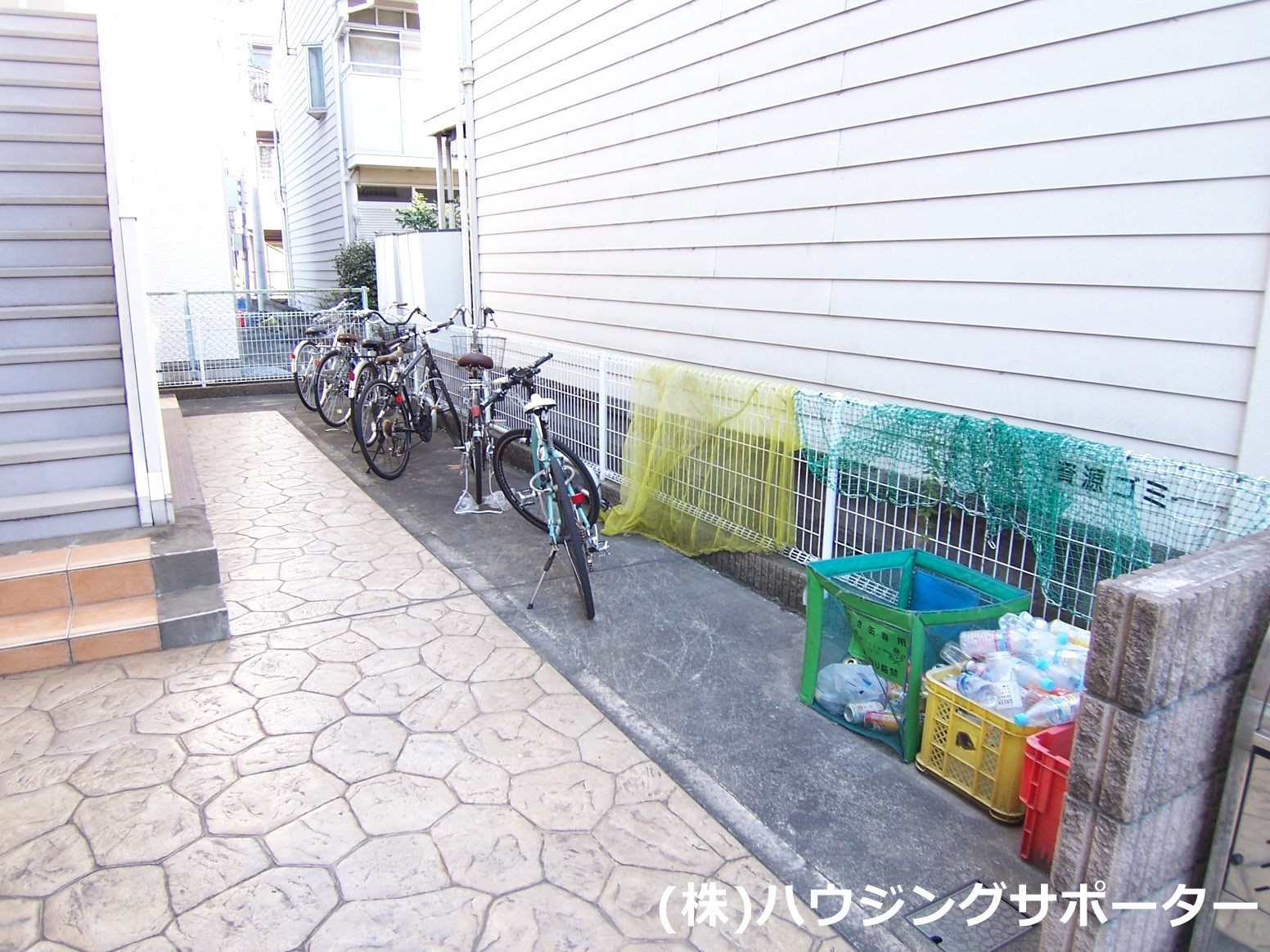 外観画像：敷地内ゴミ捨て場です