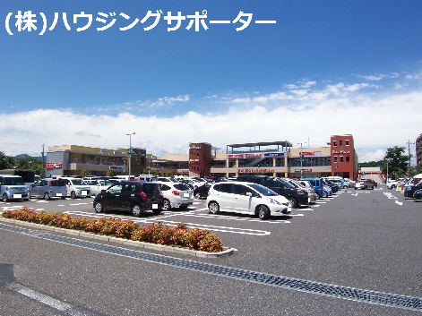 ショッピング施設：themarketPlace八王子　1313m