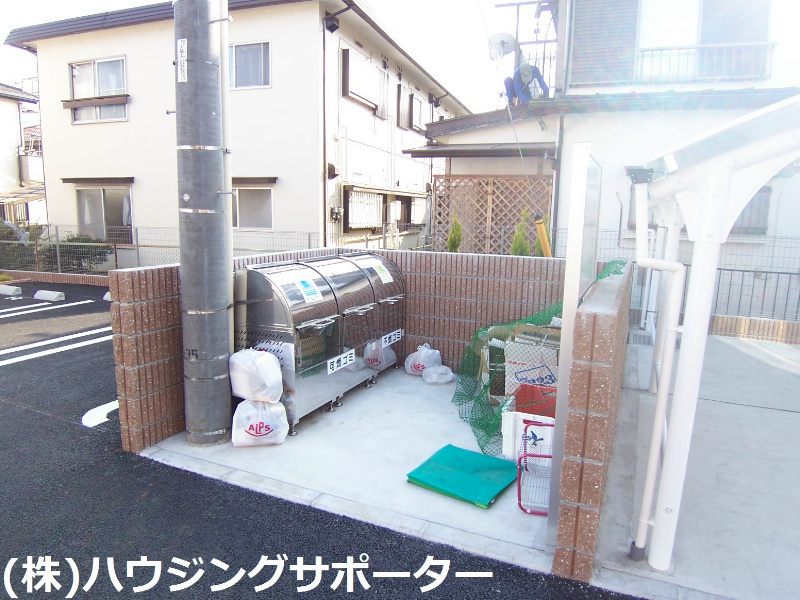 外観画像：敷地内ゴミ捨て場です