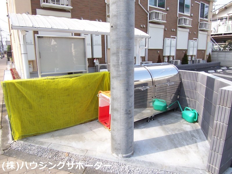 外観画像：敷地内ゴミ捨て場です