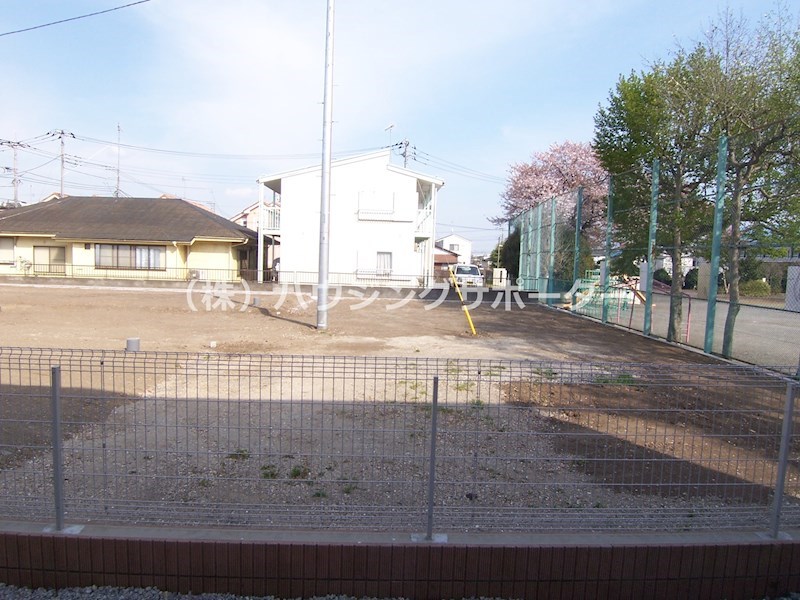眺望：104号室からの眺望です。2019年４月現在。じきに建物が建ちそうです