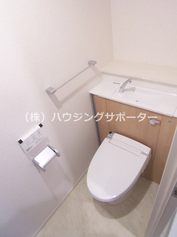 トイレ：温水洗浄便座がうれしいです