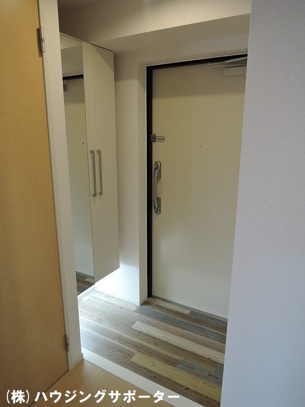 玄関：603号室のお部屋です。
