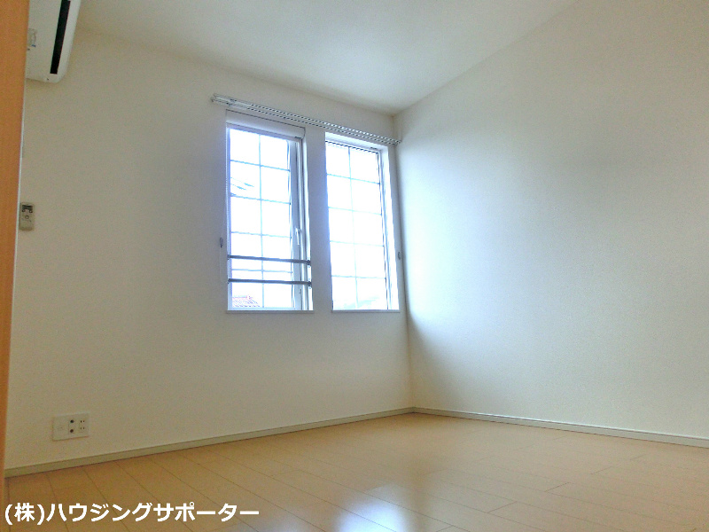 その他部屋・スペース：エアコンついています！