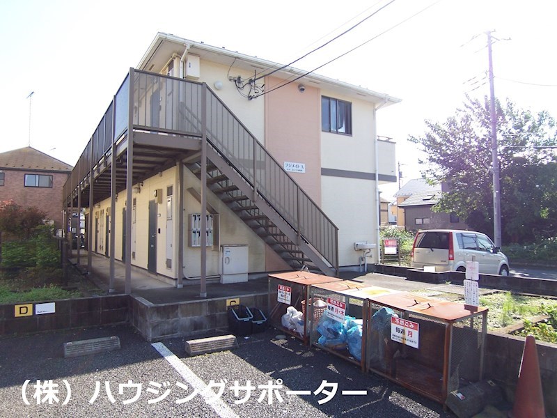 外観画像：Ａ棟玄関側です