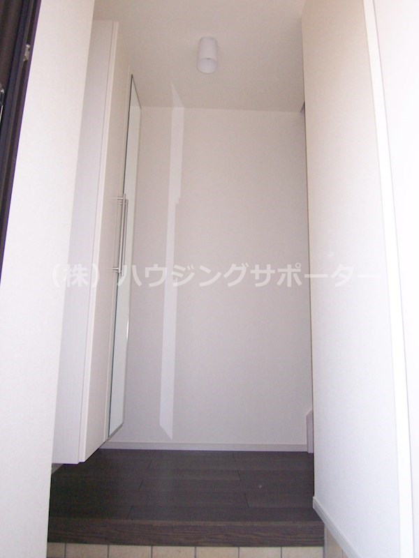 玄関：シューズBOX付です！