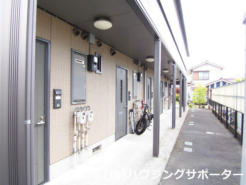 外観画像：玄関側です