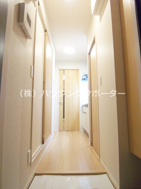玄関：ＨＰ以外ご覧の方はその他の室内写真は弊社ホームページに多数掲載中です