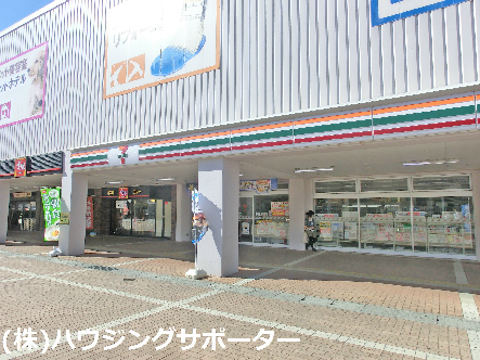 コンビ二：ｾﾌﾞﾝｲﾚﾌﾞﾝ 八王子みなみ野駅前店　316m