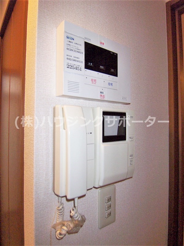 セキュリティ：ＴＶインターホンありご来客確認でき安心ですね