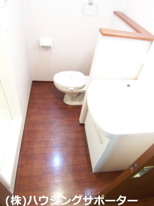 その他：トイレと洗面スペースはこのくらいです