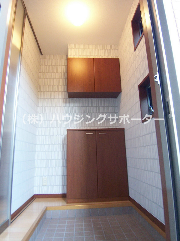 玄関：玄関開けたところ、広いですね！