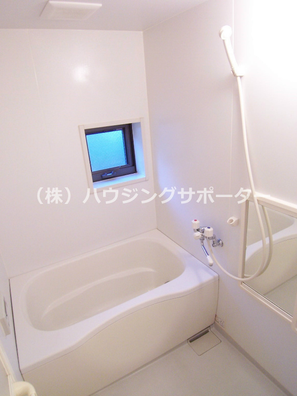 風呂画像：もちろん追い焚き可能です