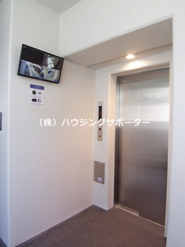 外観画像：エレベーターカメラ付きです