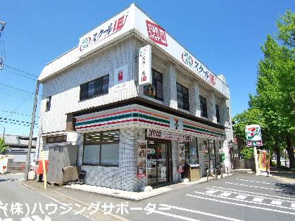 コンビ二：ｾﾌﾞﾝｲﾚﾌﾞﾝ 八王子東浅川店　88m