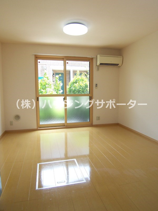 リビング：ＨＰ以外ご覧の方はその他の写真はホームページに多数掲載中です