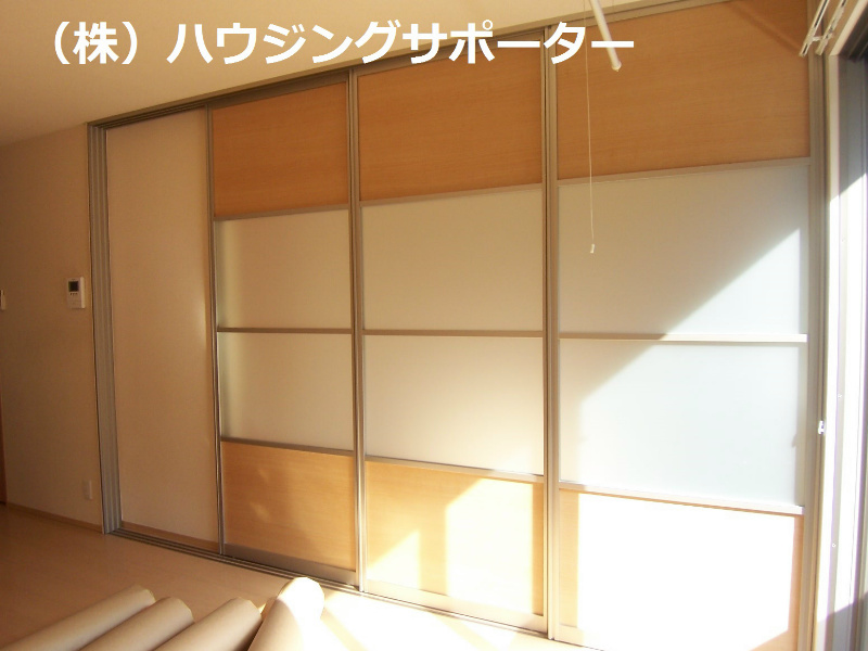 その他：洋室とのスライドドア閉めたところ