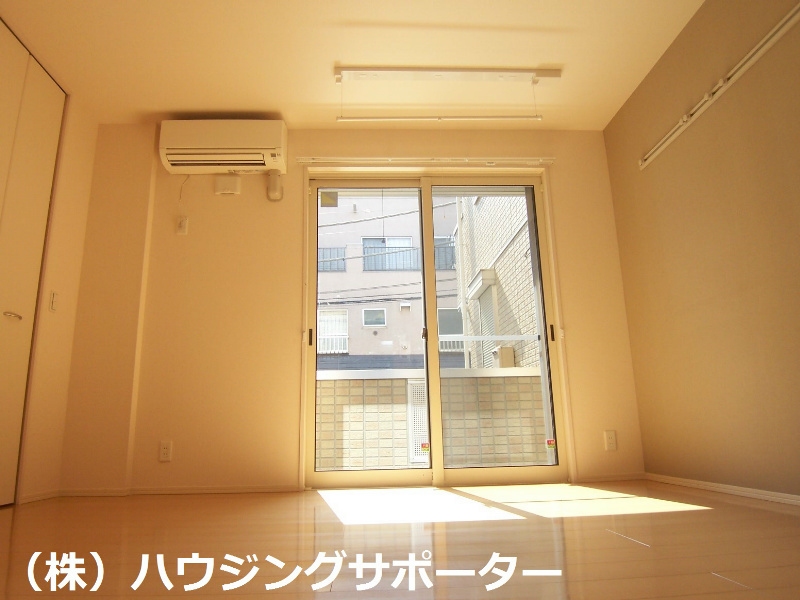 リビング：お部屋の形は使いやすい形だと思います