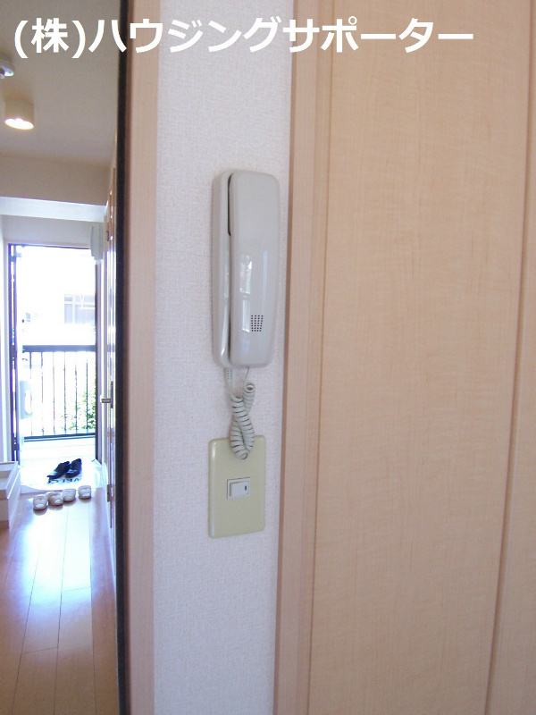 その他：インターホン、モニターはありません