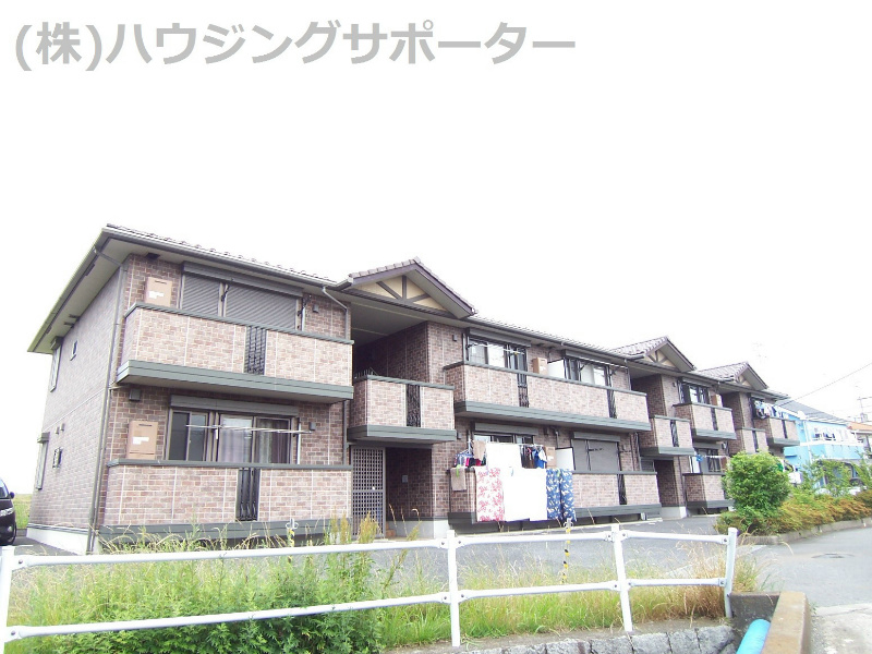 外観画像：前面は開けていますので日当たり良いです！