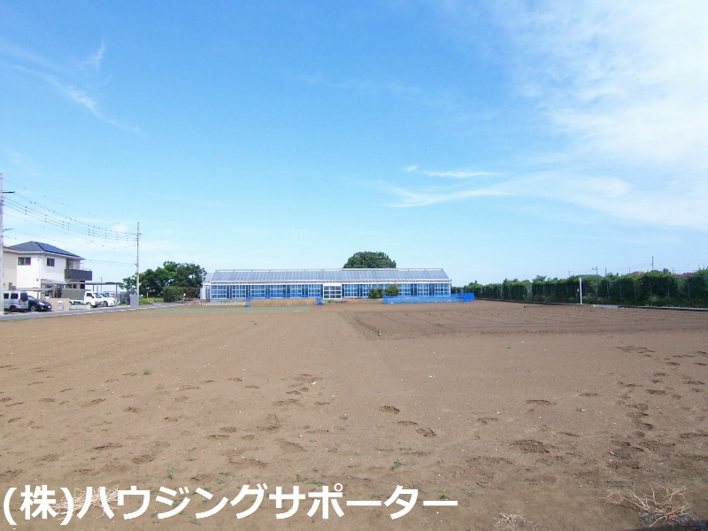 外観画像：東側も畑です！